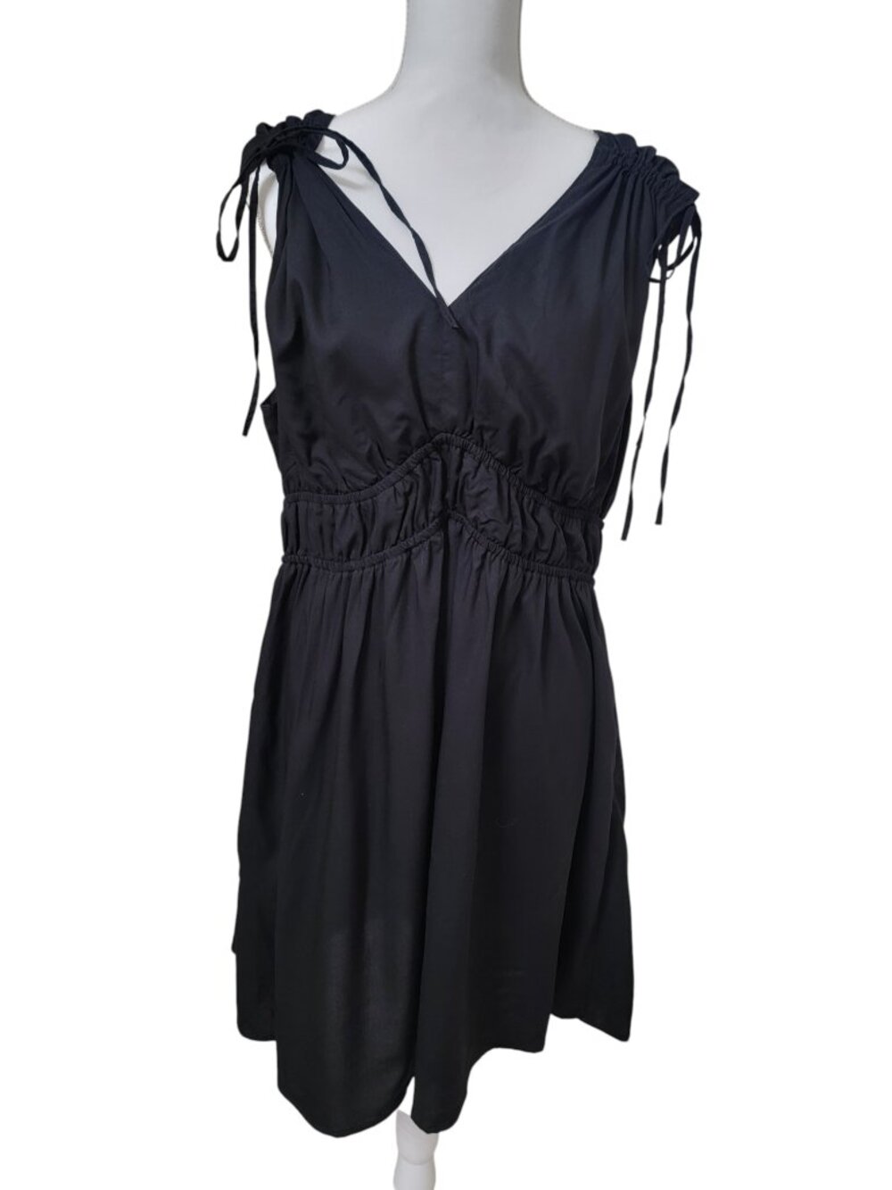Time and Tru Size XL Black Sleeveless V-Neck, Tie Shoulder Mini Dress